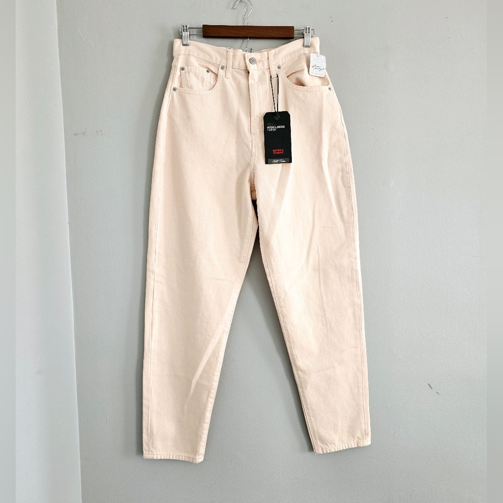 Levis High Loose Taper Jeans Peach Size 29 NWT